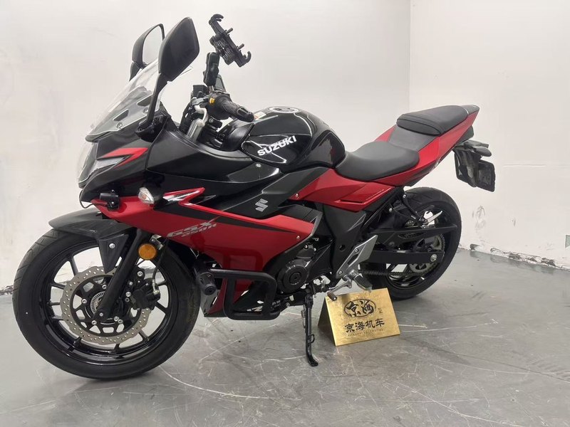二手豪爵铃木GSX250R
