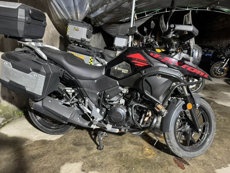 二手豪爵铃木DL250