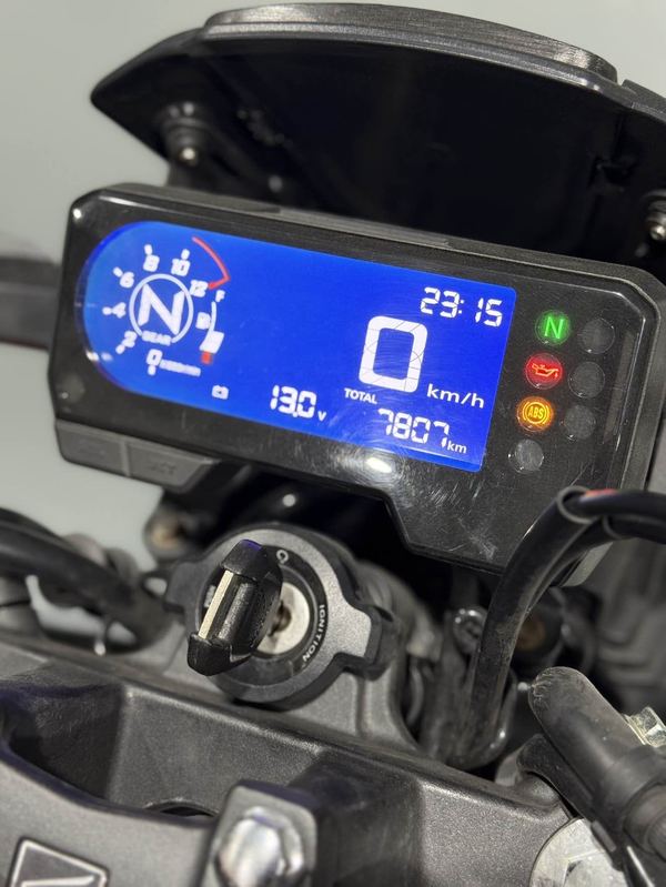 二手本田CB 400F(海外)
