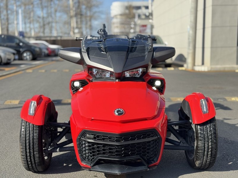 二手庞巴迪Spyder F3 