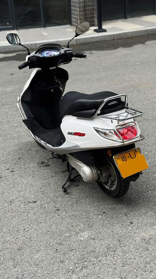 二手五羊本田SCR 喜悦110