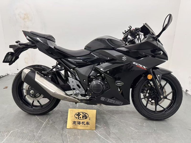 二手豪爵铃木GSX250R