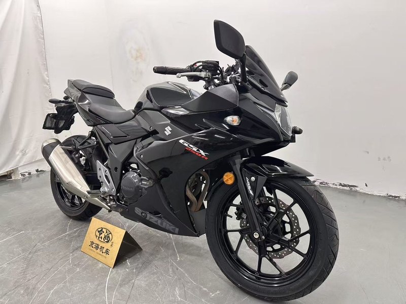 二手豪爵铃木GSX250R