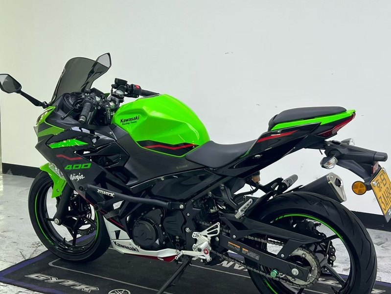 二手川崎Ninja 400