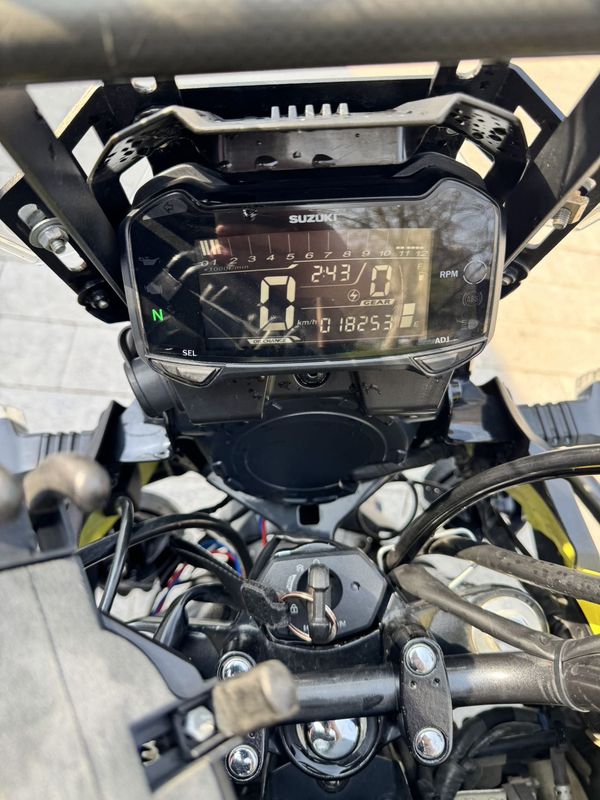 二手豪爵铃木DL250