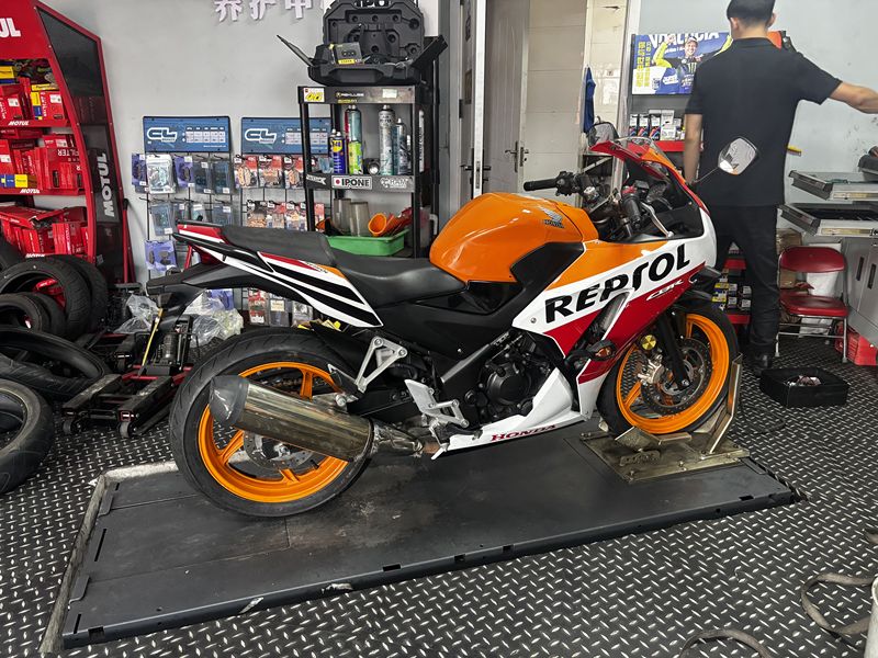 二手本田CBR300R