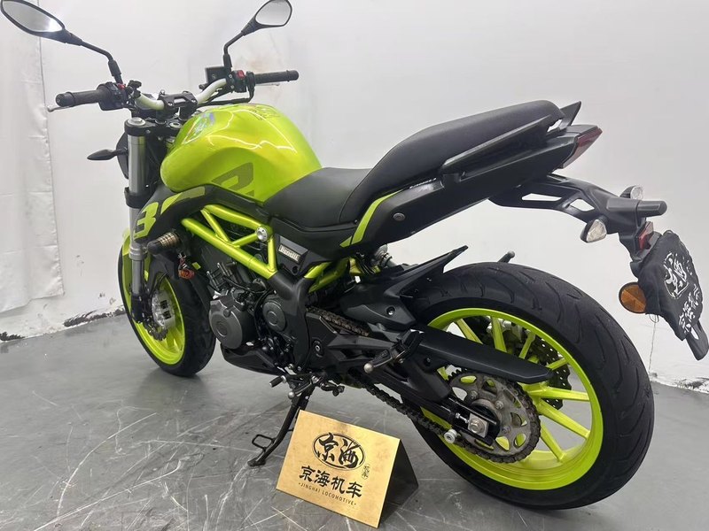 二手贝纳利蓝宝龙 BN302S