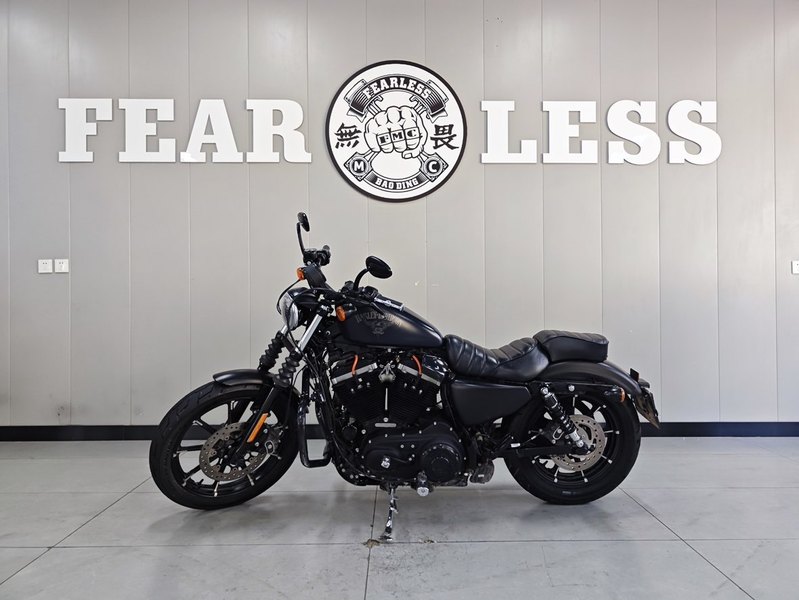 二手哈雷戴维森Iron883 硬汉