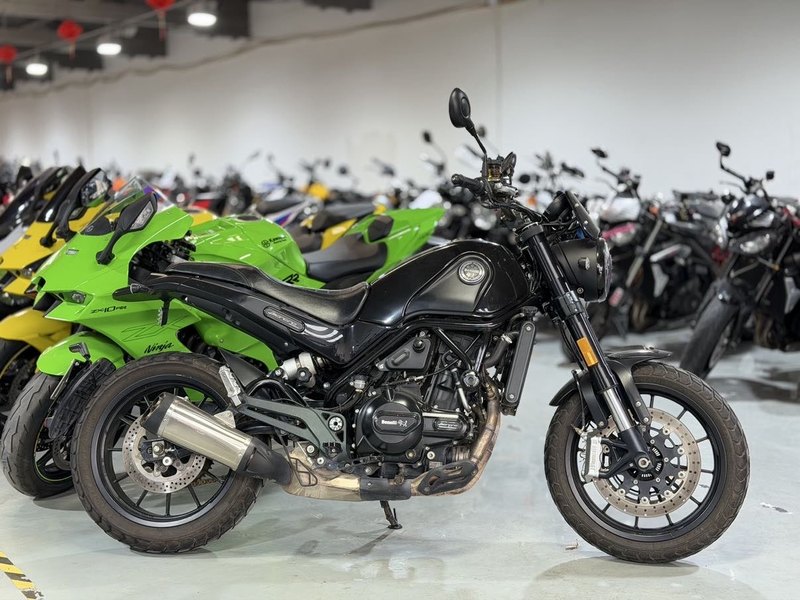 二手贝纳利幼狮 Leoncino 500