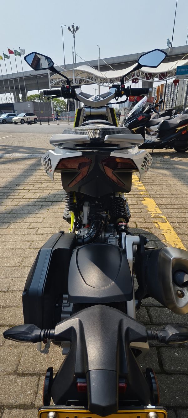 二手意塔杰特Dragster 300