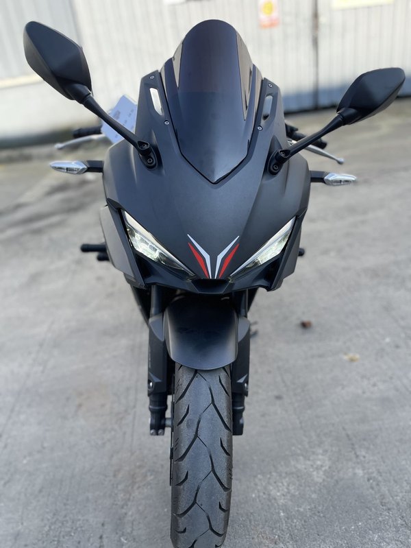 二手本田CBR400R