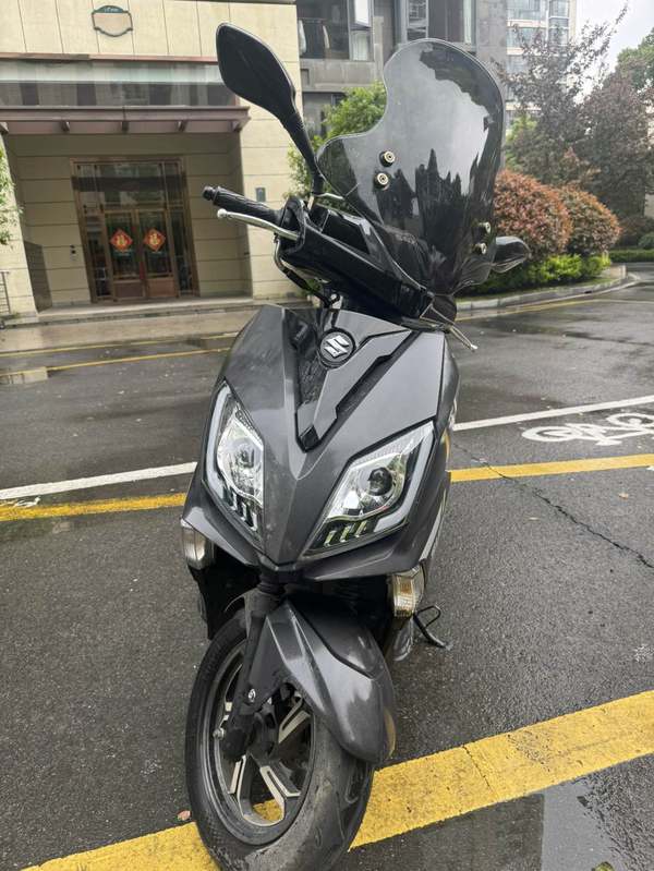 二手济南铃木UY125