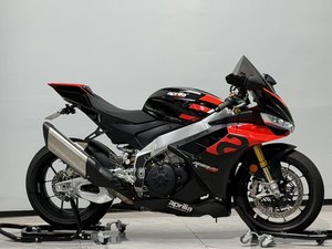 二手阿普利亚RSV4