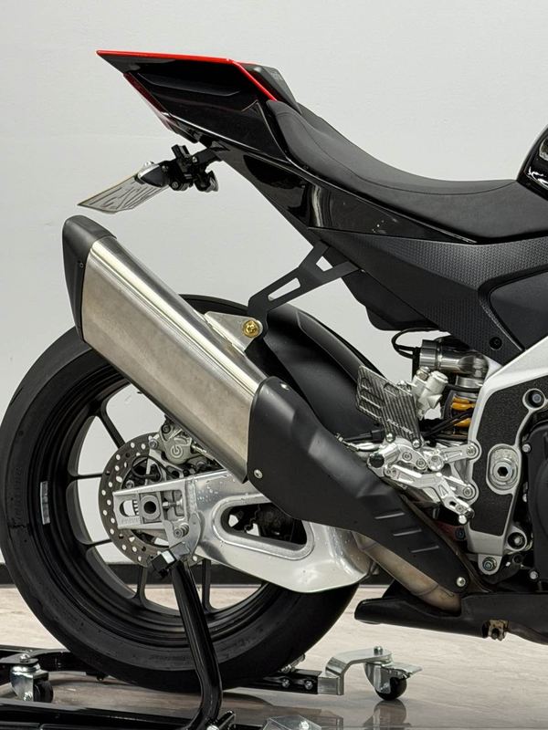 二手阿普利亚RSV4