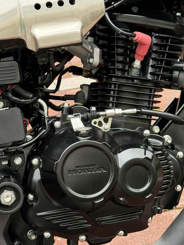 二手五羊本田鸷道 CB190SS