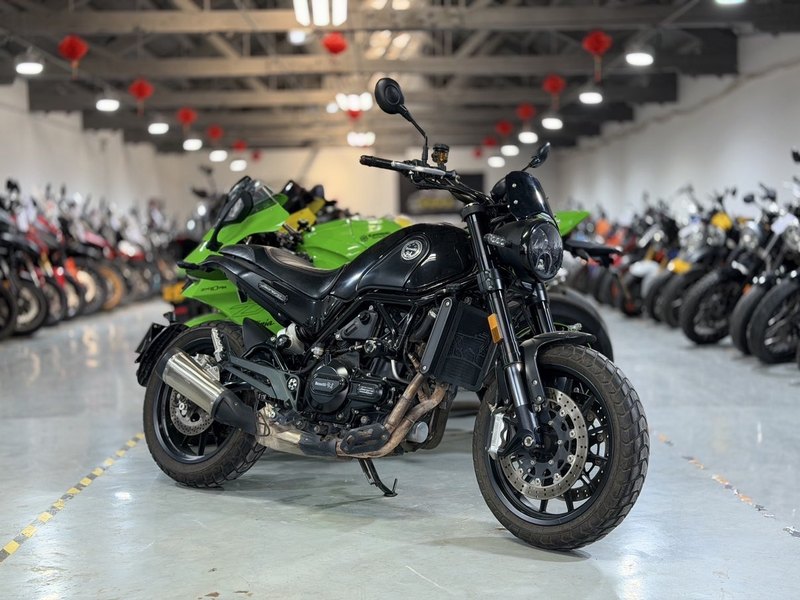 二手贝纳利幼狮 Leoncino 500