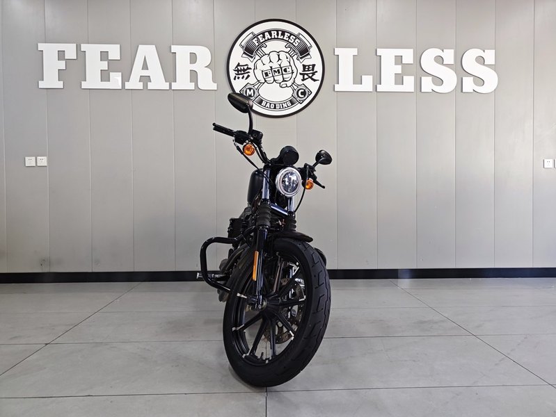 二手哈雷戴维森Iron883 硬汉