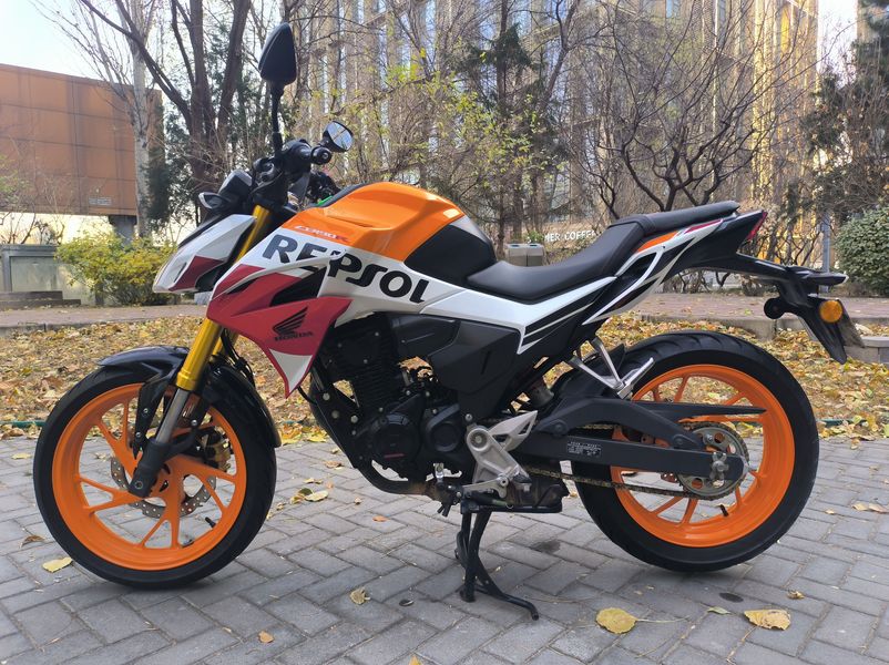 二手五羊本田CB190R 暴锋眼