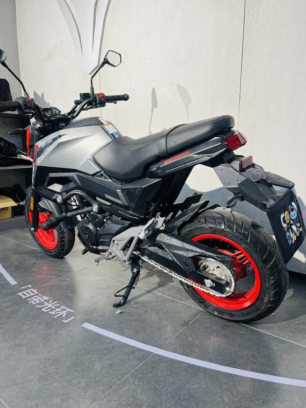 二手春风ST狒狒