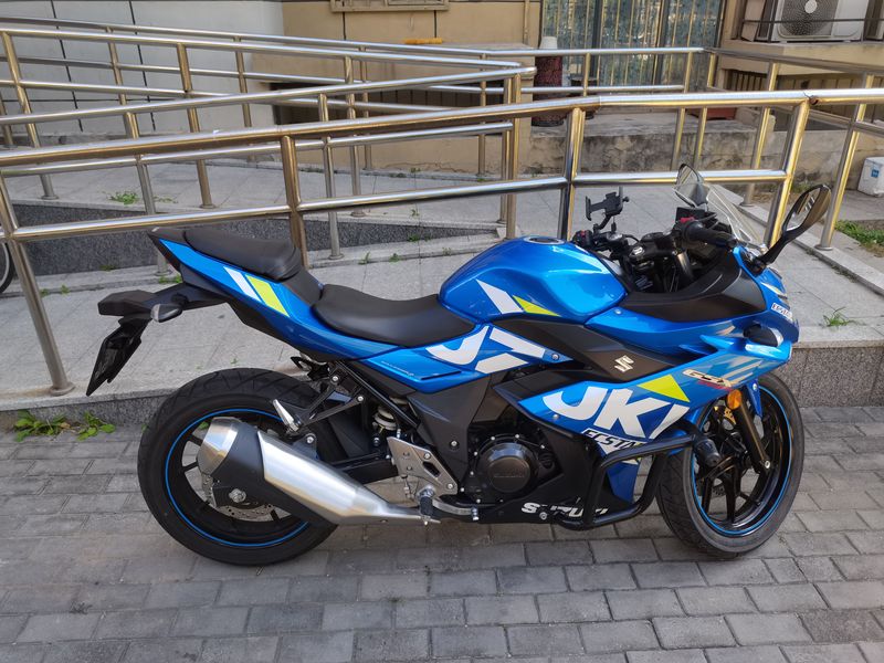二手豪爵铃木GSX250R