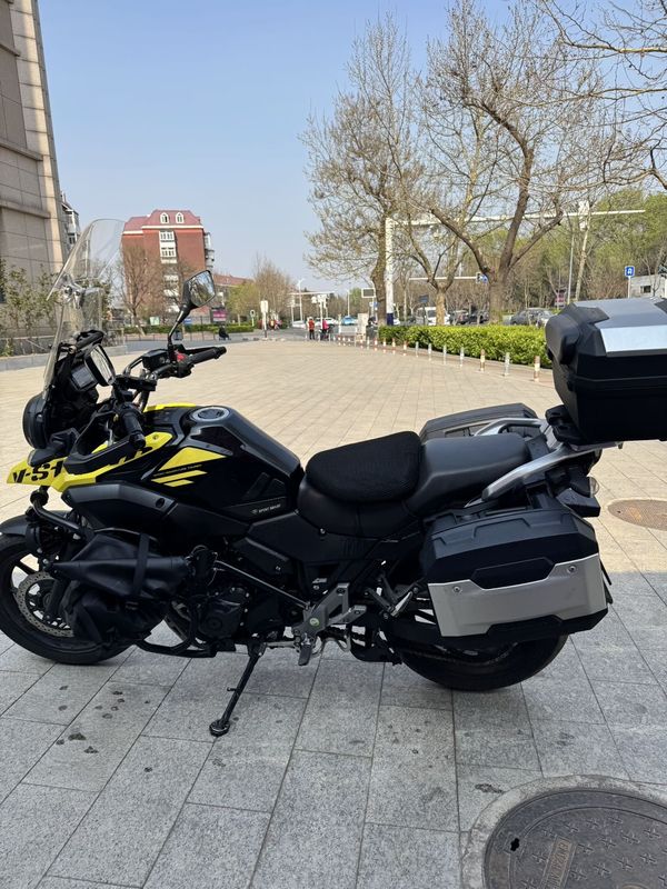 二手豪爵铃木DL250