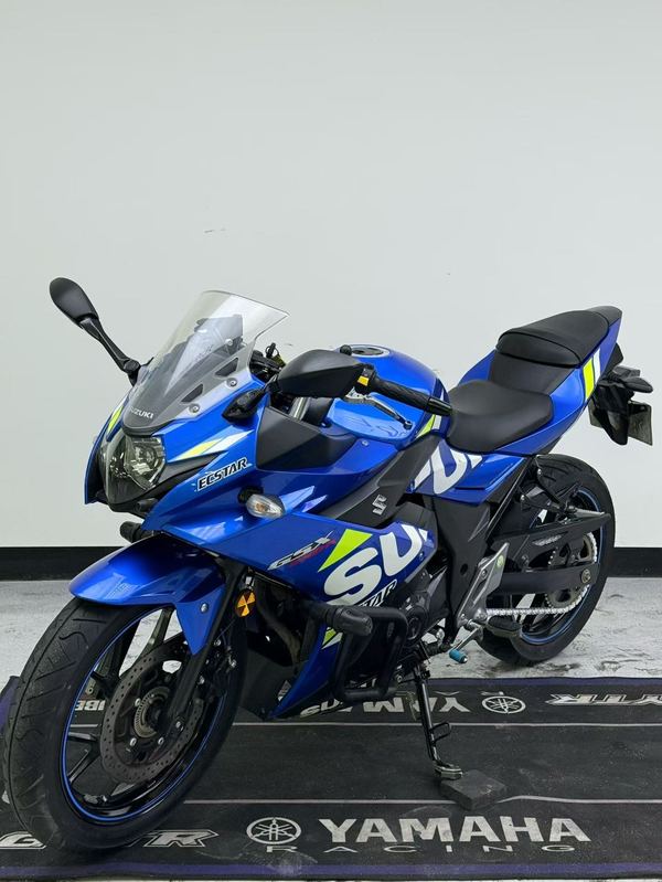 二手豪爵铃木GSX250R