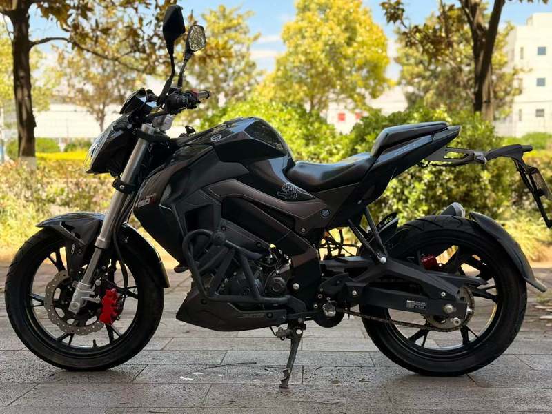 二手贝纳利小迅龙 BN150S