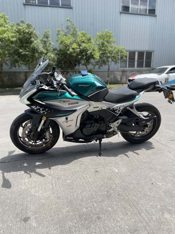 二手贝纳利龙卷风 Tornado 552R