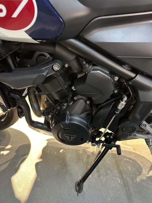 二手凯旋Trident 660