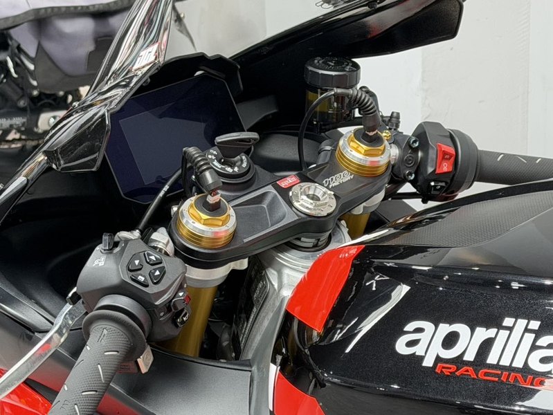 二手阿普利亚RSV4