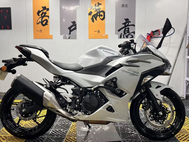 二手川崎Ninja 500
