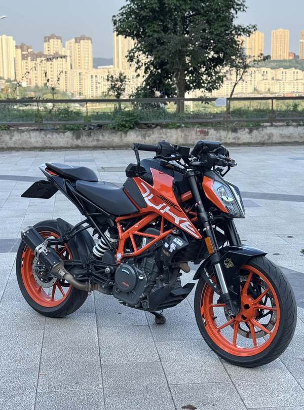 二手KTMR2R390 Duke