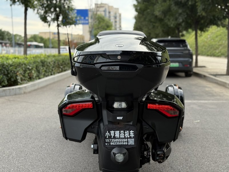 二手庞巴迪Spyder F3 