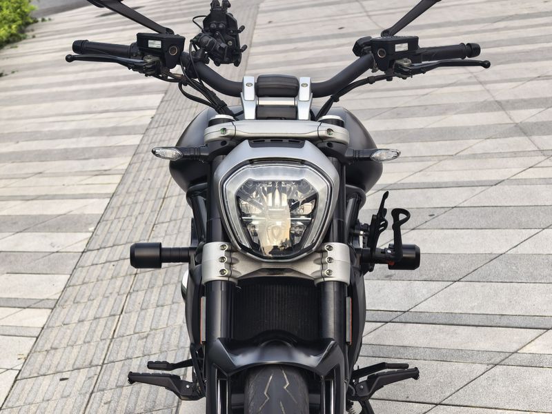 二手杜卡迪Diavel 