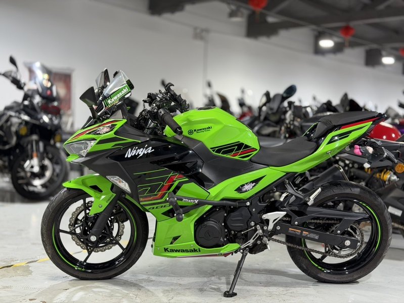 二手川崎Ninja 400