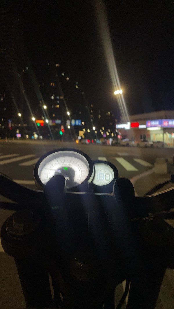 二手五羊本田鸷道 CB190SS