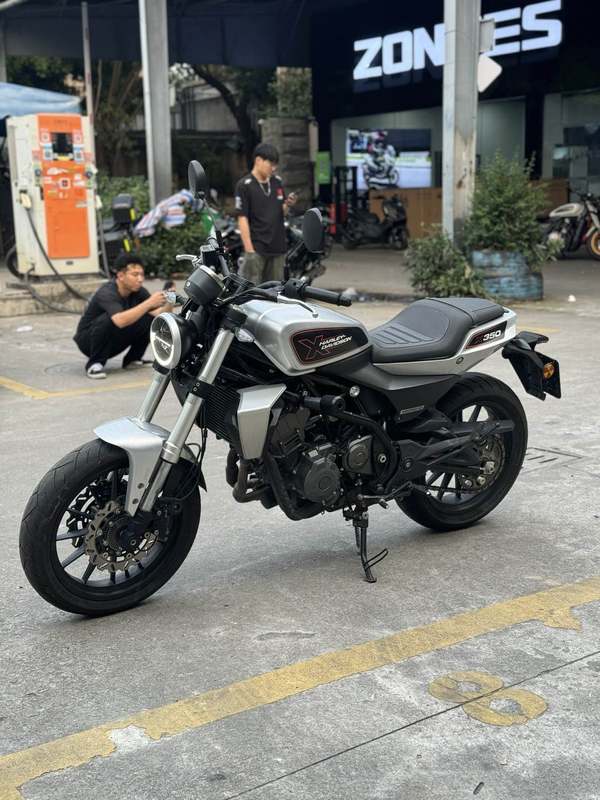 二手哈雷戴维森X 350