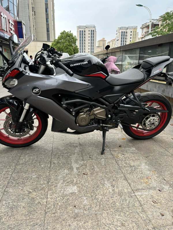 二手QJMOTOR赛400