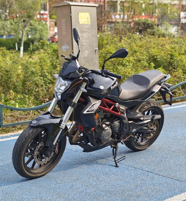 二手贝纳利蓝宝龙 BN302S