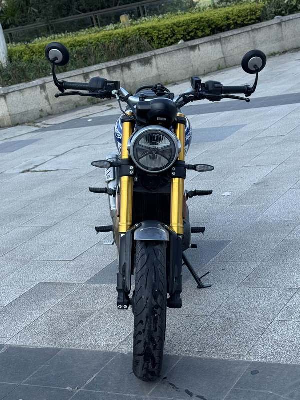 二手凯旋Speed 400