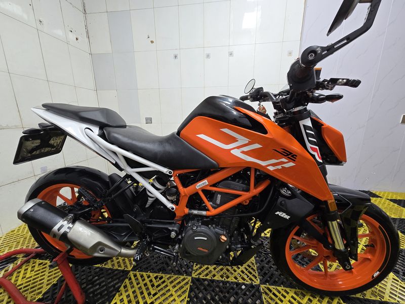 二手KTMR2R390 Duke