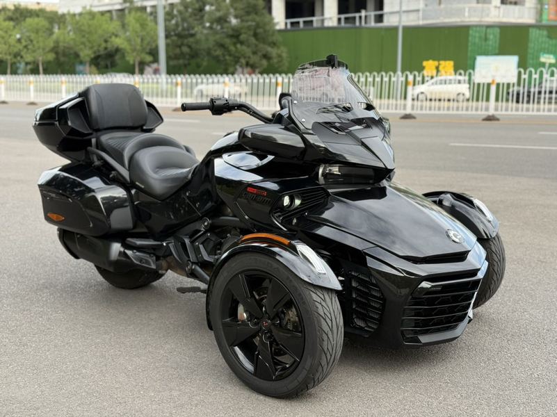 二手庞巴迪Spyder F3 