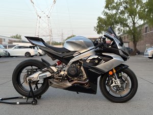 二手阿普利亚RS 660 