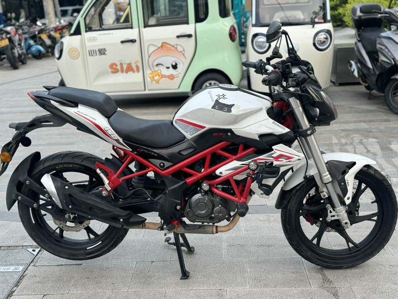 二手贝纳利红宝龙 TNT150i