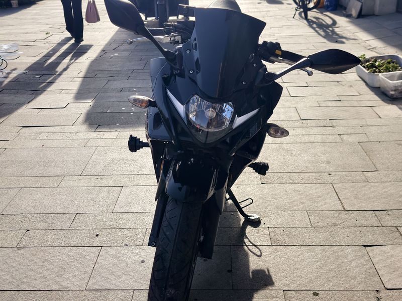 二手豪爵铃木GSX250R