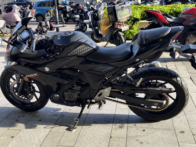 二手豪爵铃木GSX250R