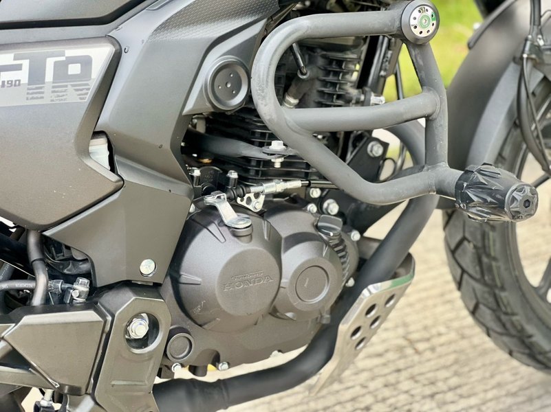 二手新大洲本田CBF190TR