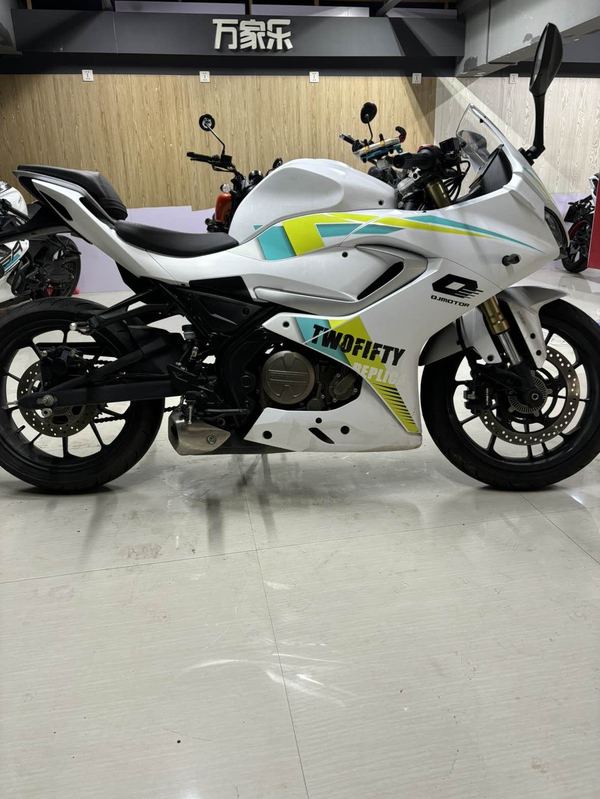 二手QJMOTOR赛250