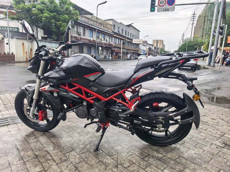 二手贝纳利红宝龙 TNT150i