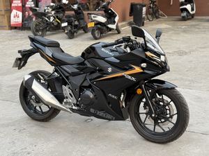 二手豪爵铃木GSX250R